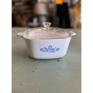 Vintage Corning Ware Cornflower One and Three Quarter Qt Casserole Dish With Glass Lid