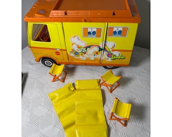 1970年製マテル社製バービーカントリーキャンパー（アクセサリー付き）レトロRVプレイセット