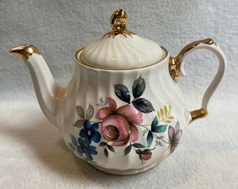 Vintage Teapot Set