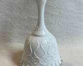Fenton White Milk Glass Silvercrest Collectible Bell ( FIG531)