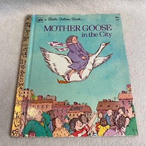 Vintage Little Golden Book (1974) - &#39;Mother Goose in the City&#39; (#BK306)