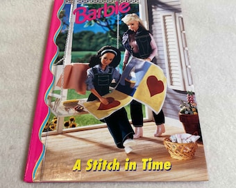 Vintage Barbie and Friends Book Club Children&#39;s Book (1998) - &#39;A Stitch in Time&#39; (#BK157)
