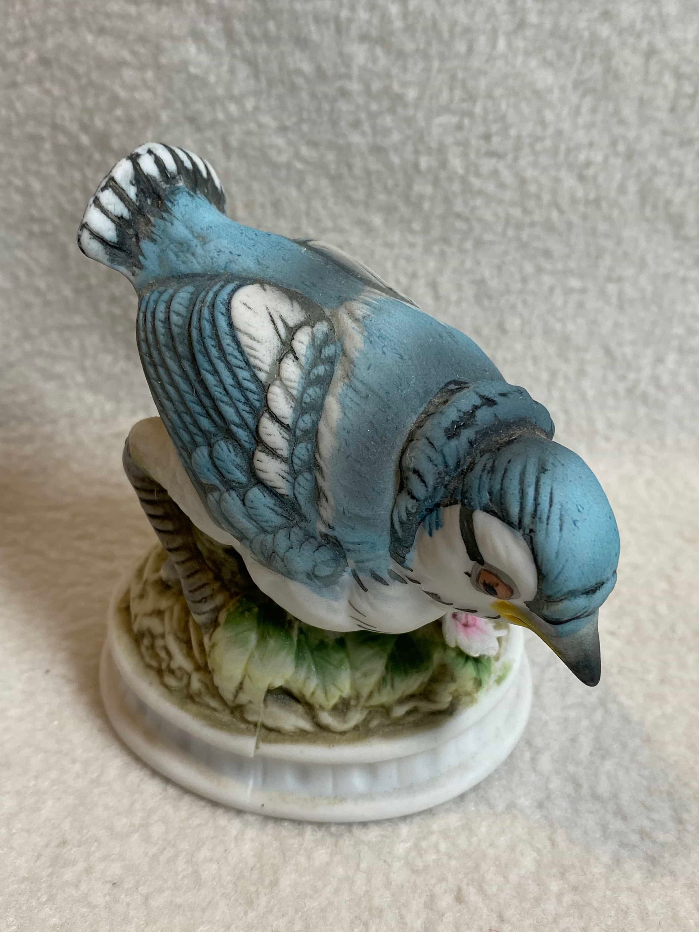ヴィンテージ　bird 置物 Vintage Lefton Baby Blue Jay Bird Figurine (#BCD525) - Etsy