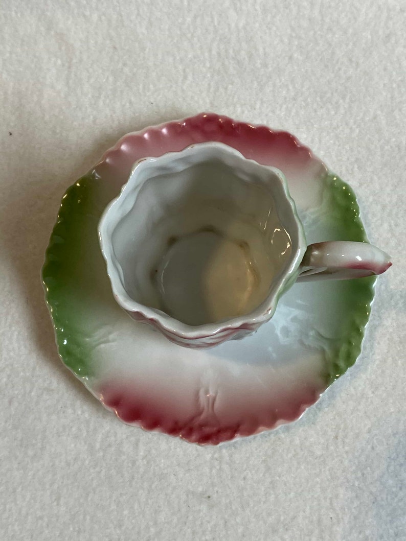 Small Daisy Teacup and Saucer Made in Germany #DCG339