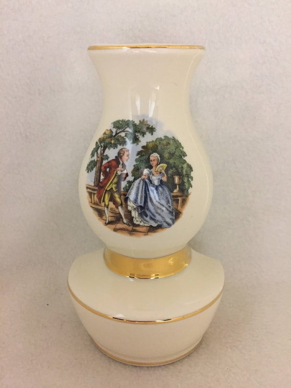Victorian Oil Lamp Wall Pocket (#WP015)