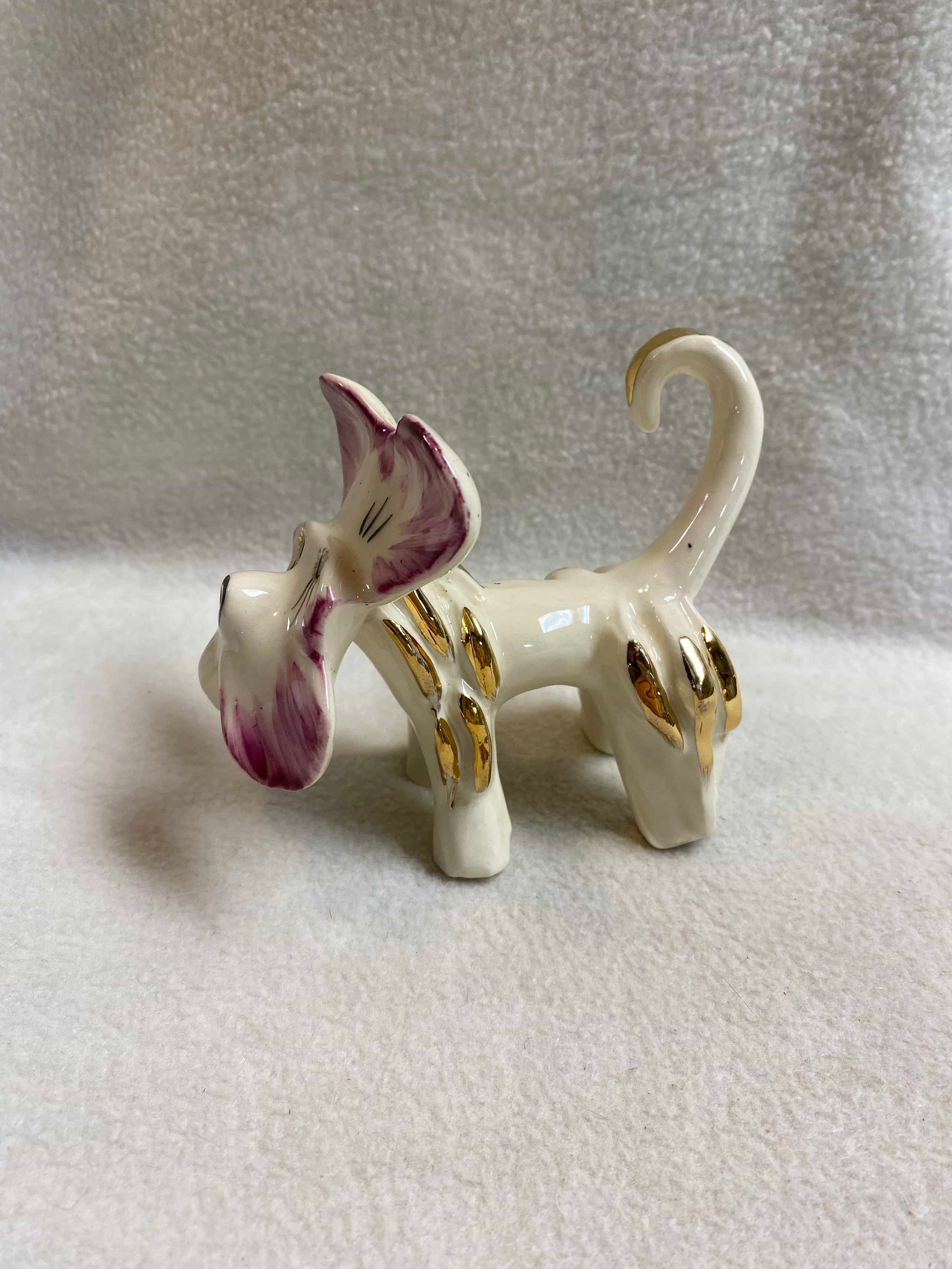 * vintage dog ❀ * ピンクベージュ色のワンちゃん Vintage Stylized Cream Colored Dog With Gold and Purple/pink