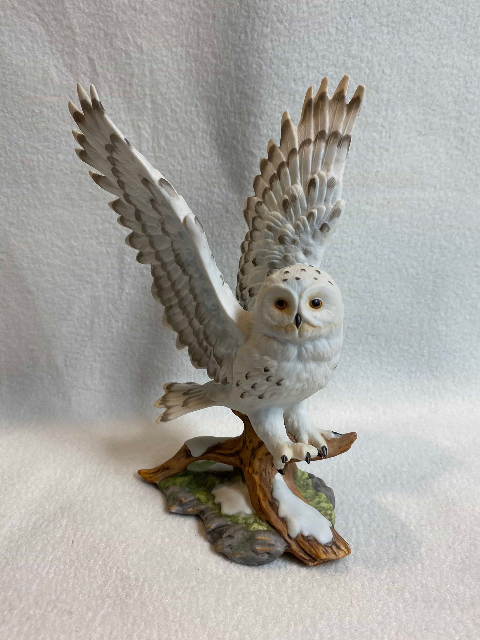 Homco 'Arctic Flight' Snowy Owl Figurine with Etsy