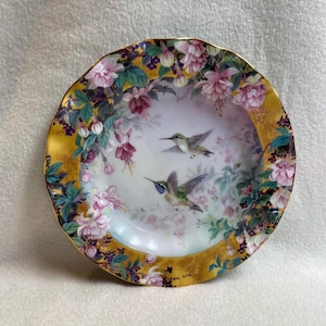 Bradford Exchange Lena Liu Delicate Treasures Ruffled Collector Plate - &#39;Gilded Grandeur&#39; - Hummingbirds/Flowers (#PLT759)