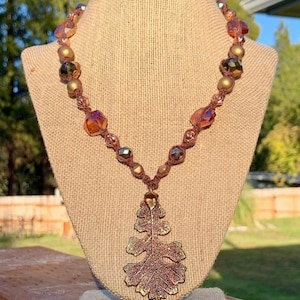 Leaf pendant necklace- autumn necklace- fall leaves necklace