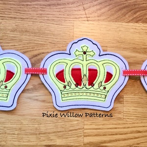 Post box London Taxi Crown ITH British Icon Series Bunting Design Pack1 Machine Embroidery London Guard and Spearhead Bunting.