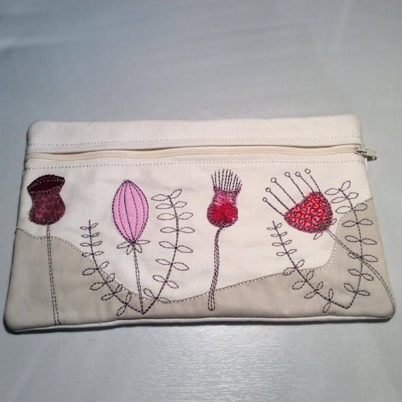 in the hoop zipper bag