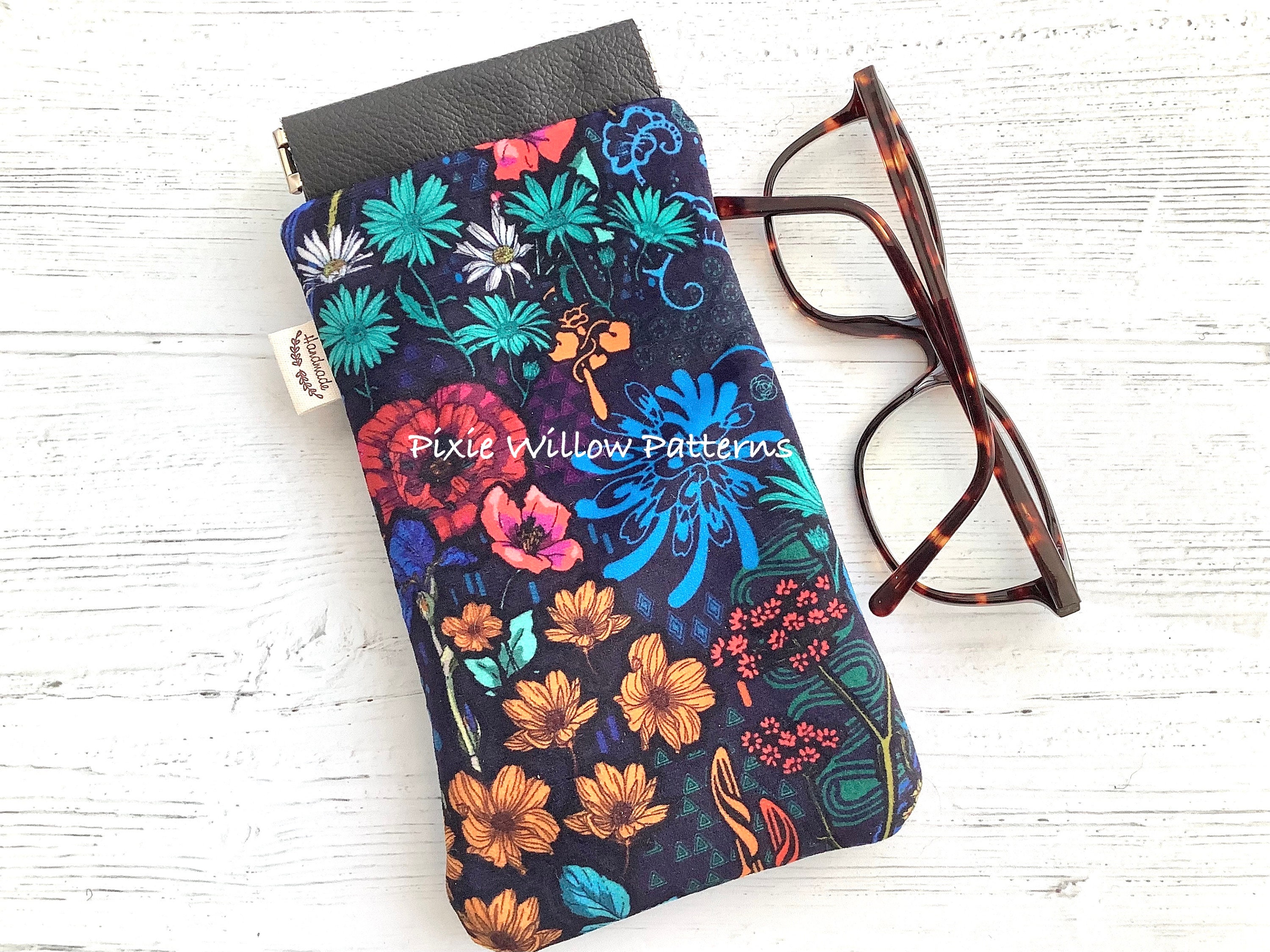 In the Hoop Flex Frame Glasses Case Pattern for 5x7 Hoops. With YOU ...