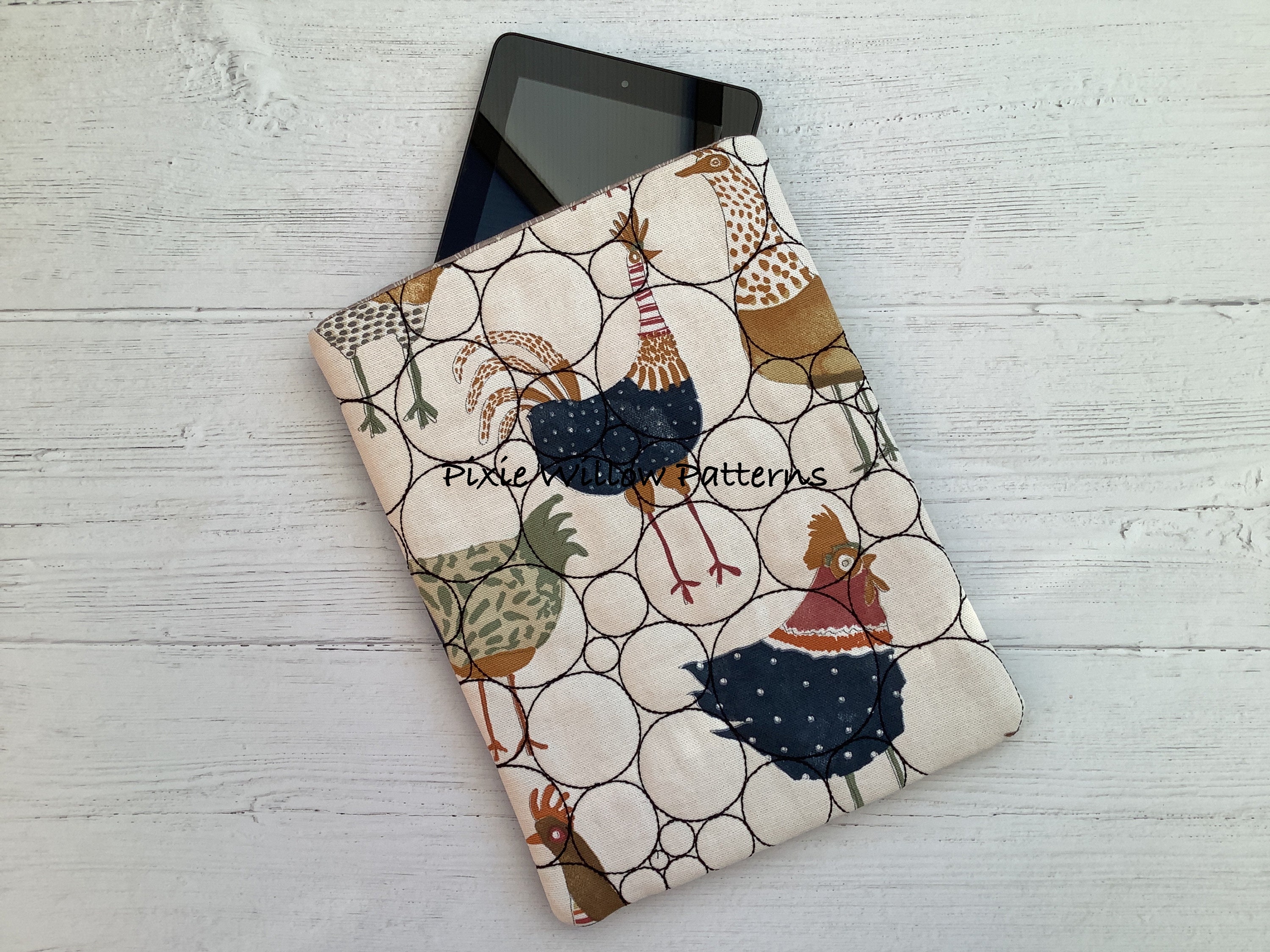 Tablet Case Patterns ITH Tablet Case Pattern With Quilted Circles. Machine Embroidery Design ...