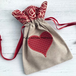 ITH Drawstring Bag with heart applique. In the hoop fully lined, valentines drawstring bag for 5x7, 6x10, 7x11, 8x12 and 9x12 hoops.