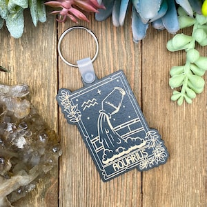 Aquarius Zodiac Keychain | Floral Zodiac Keychain | January 20 - February 18 |