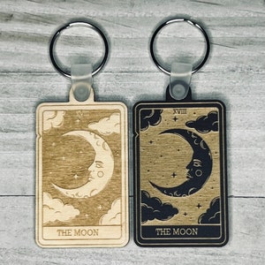 18 | The Moon Tarot Card Keychain | Major Arcana | Divination