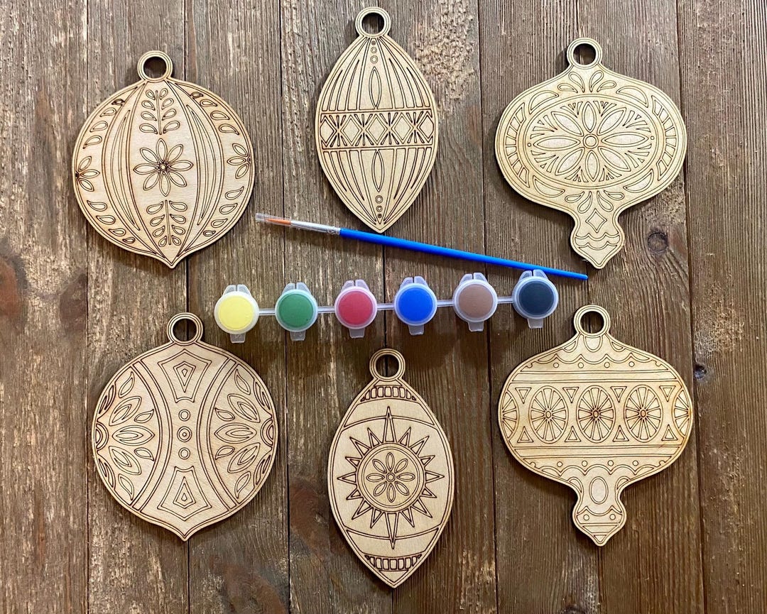 Dynamic Paint Your Own Ornament Kit View Illustration Dynamic Paint Your Own Ornament Kit View Illustration