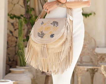 ★TOUT Y EST★ Women's Hippie Tassel Mini Bag WR2302BG04IV Vintage National Women's Bag Tassel Ethnic Handwoven