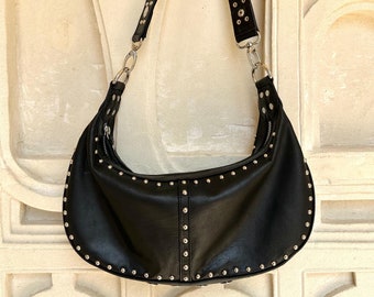 ショルダーバッグ・ポシェット Incision Studded Leather Hobo Bag Black Black Studded Leather Hobo Shoulder Handbag, Shoulder Purse