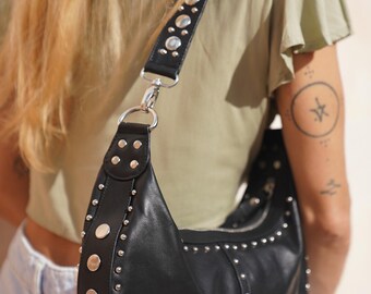 ★SCULPTOR★ Stud llic Hobo Bag Black SC25S502BK Stud Metallic Hobo Bag Black – Sculptor