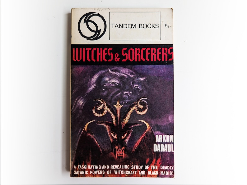 Arkon Daraul - Brujas y Hechiceros - libro de bolsillo vintage oculto de terror de brujería - 1965 imagen 1