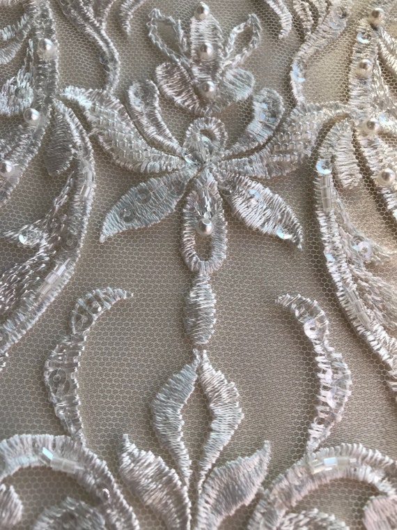 Robe GAYCHUN de mariée en perles GAYCHUN Robe broderie tissu dentelle 1a441d Robe GAYCHUN de mariée en perles GAYCHUN Robe broderie tissu dentelle 1a441d