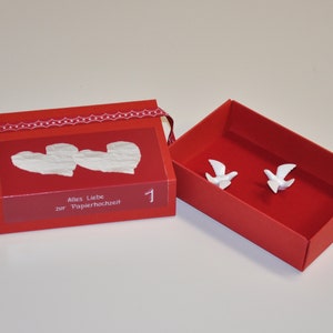 1. Hochzeitstag, Papierhochzeit - ROT mit TAUBEN - Schachtel zum Verpacken von einem kleinen Geschenk, Geldgeschenk Geschenkschachtel