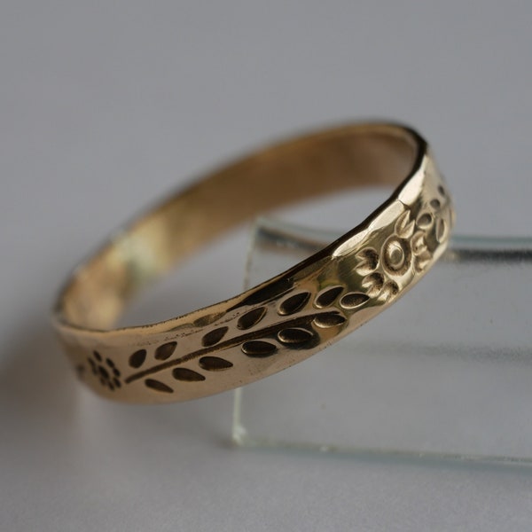 customizable bronze ring for men and women, engraved with solar and plant motifs - gift for men and women
