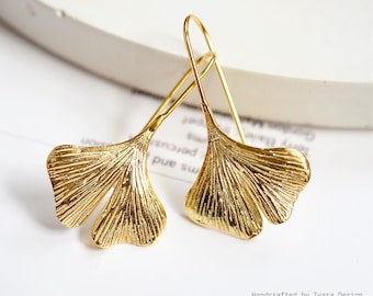 Ginkgo Leaf Earrings in Sterling Silver, Botanical Jewelry, Nature Inspired Earrings, Plant Lover Gift