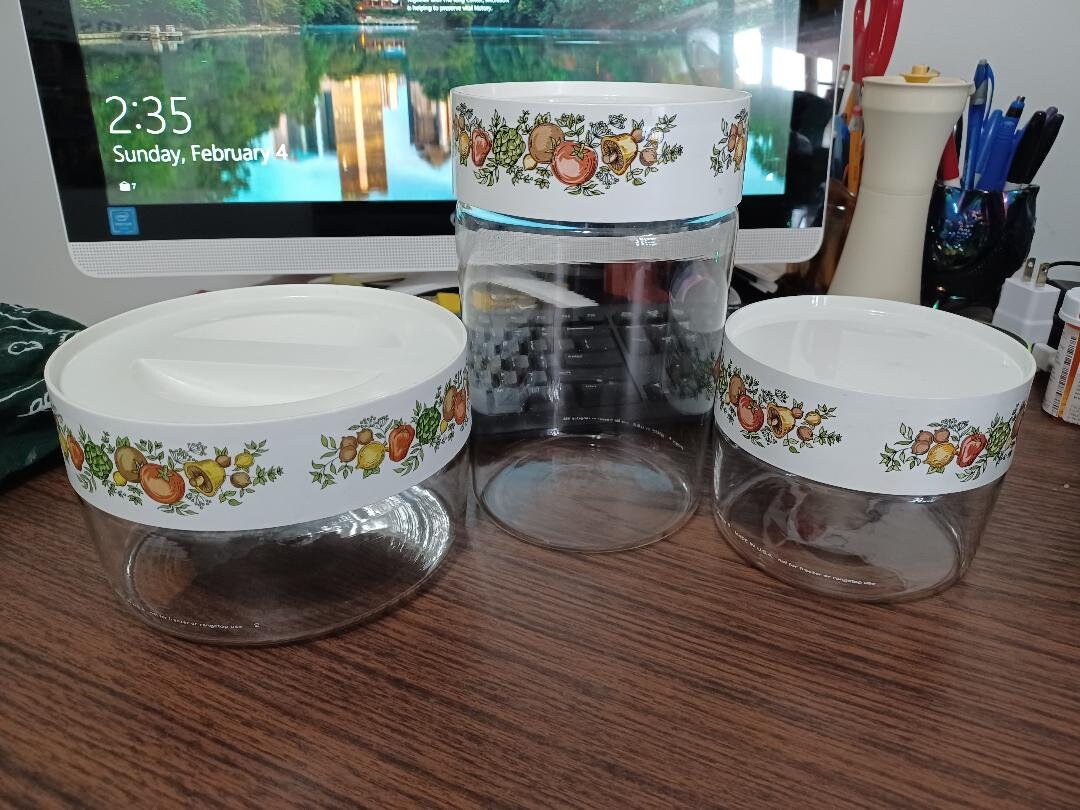 Vintage Pyrex Storage Canisters - Etsy