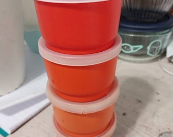 Vintage set of 4 orange Tupperware 2 snack cups small containers with lids