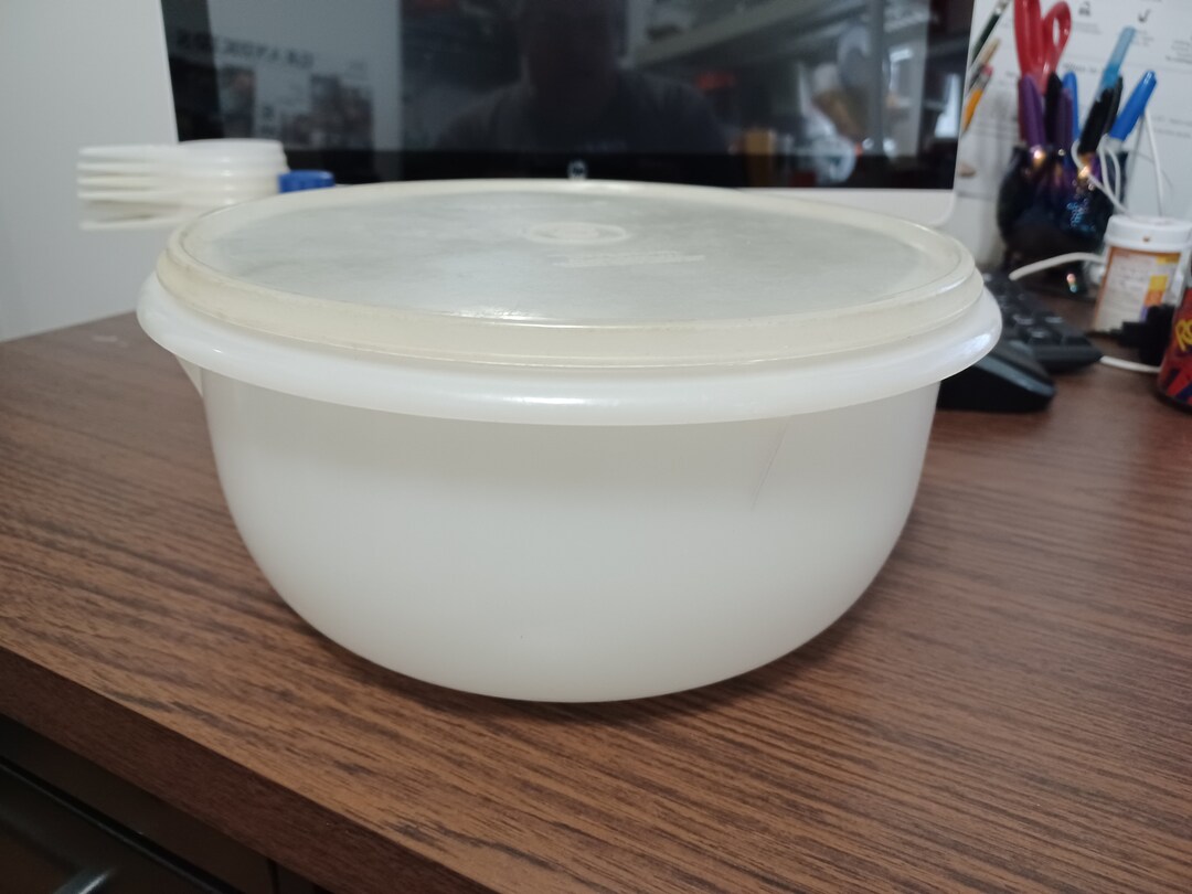 Vintage Tupperware Bowl 272 - Etsy