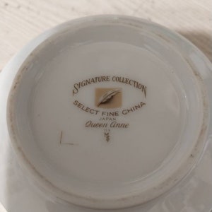 Vintage Queen Anne China signature collection sugar bowl