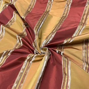 100% seta bellissime strisce di raso rosso bordeaux oro senape con taffetà di seta a righe in rilievo Velevt 54 &quot;di larghezza Venduto tagliato su misura