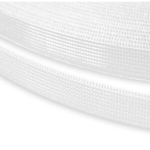 K&ouml;nnte beinhalten: Wei&szlig;es Klettband, auch bekannt als Velcro, ist ein vielseitiges und strapazierf&auml;higes Stoffband. Es wird h&auml;ufig f&uuml;r Verschl&uuml;sse, Riemen und andere Anwendungen verwendet.