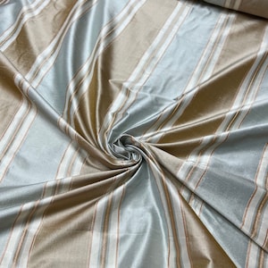Taffetà di seta largo 54&quot; Bellissimo grigio acqua con tessuto taffetà di seta a righe di statine oro marrone venduto tagliato a misura
