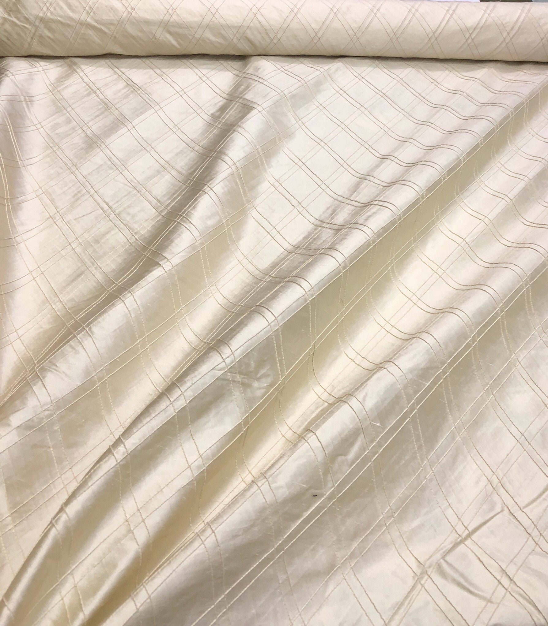 Silk shantung pintuck 52 wide Beautiful ivory color silk shantung ...