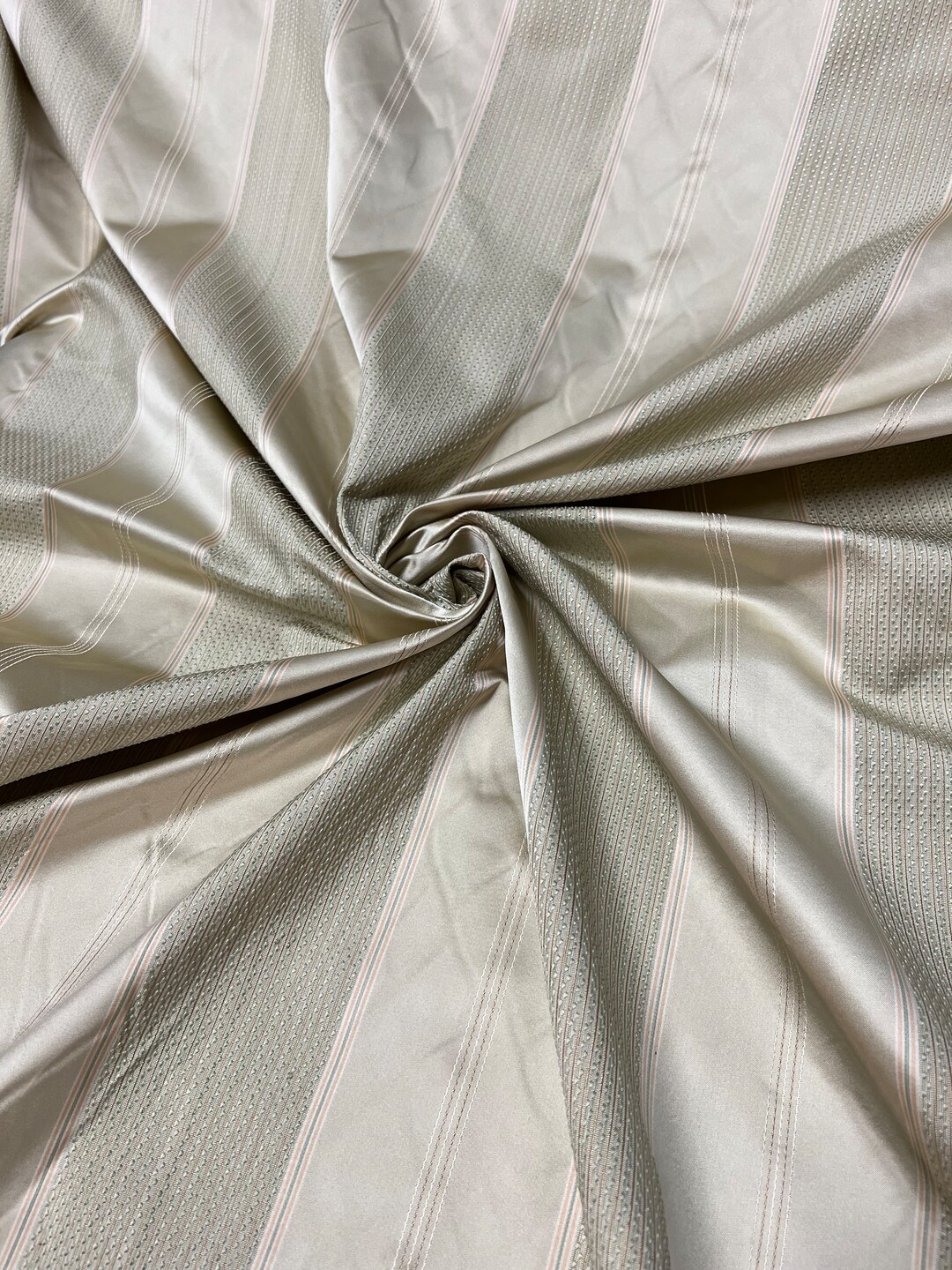 100% Silk Beautiful Beige Mint Green Tiny Check and Mint Green Satin ...
