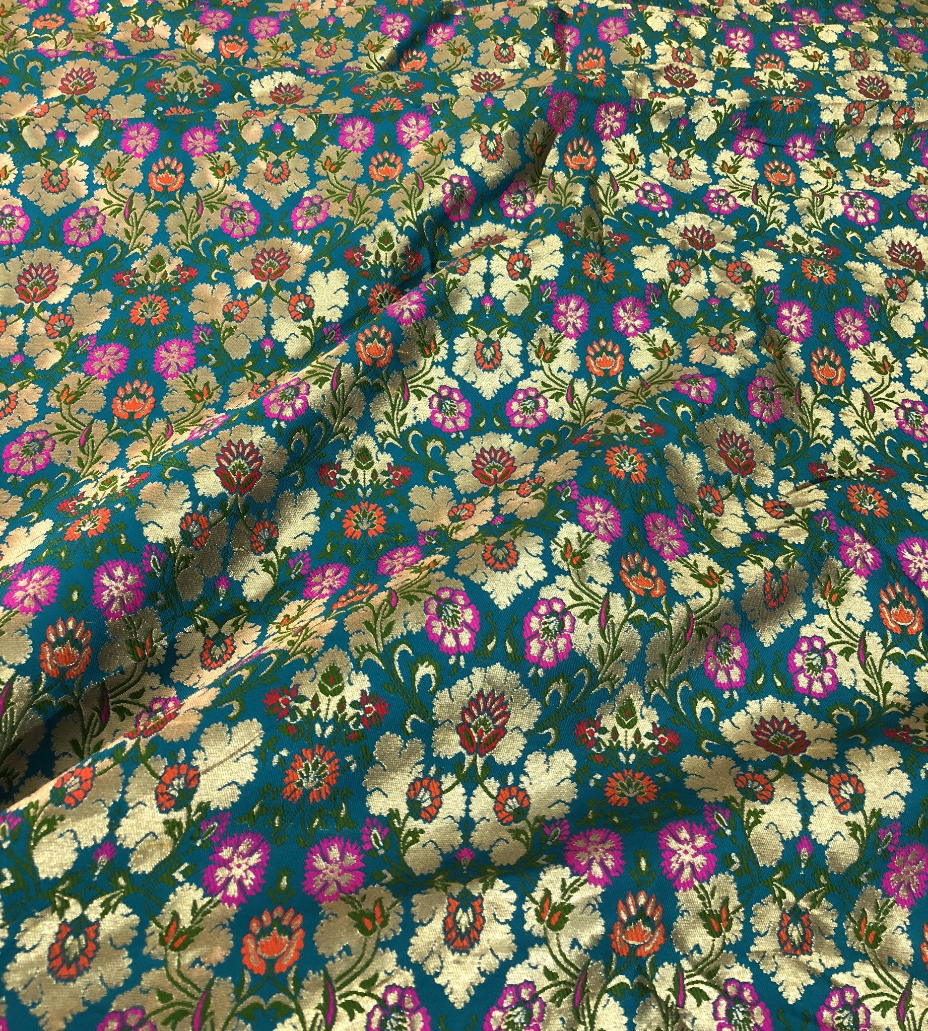 Floral Brocade Pattern 4K - 'Imperious' purple and gold floral brocade