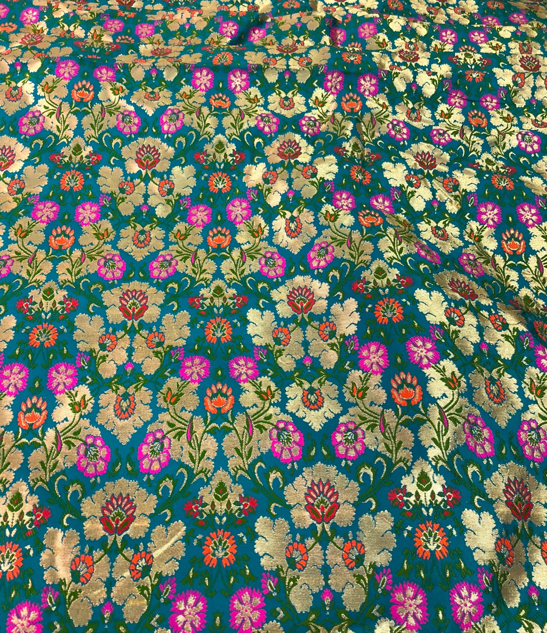 Jaquard floral brocade 44 wide Beautiful green floral brocade fabric