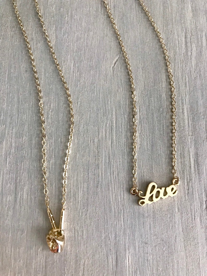 Valentine/'s Day jewelry gold plated brass chain minimalist neckalce friendship jewelry eleven wings jewelry love charm Love chain