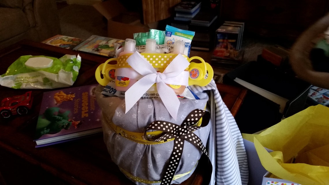 Pooh Diaper Cake, Hunny Pot Diaper Cake, Pooh Centerpiece, Baby Pooh