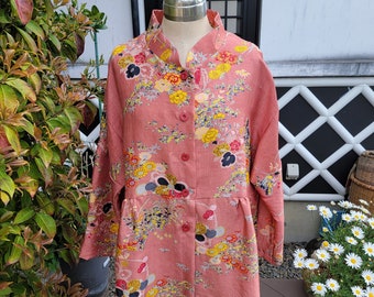 Kimono remake fait main, Blouse kimono en soie motif floral