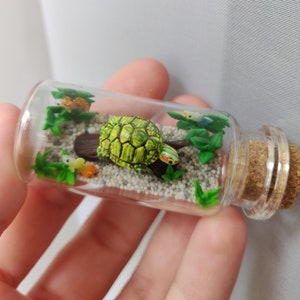 View of Red-eared Slider Aquarium in Glass-bottle / Unique Miniature Figure ...