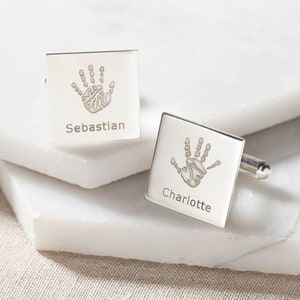 Personalised Silver Square Engraved Handprint Or Footprint Cufflinks with Name imagem 1