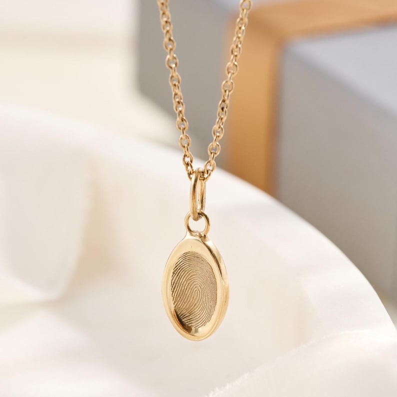 9ct Gold Oval Fingerprint Necklace