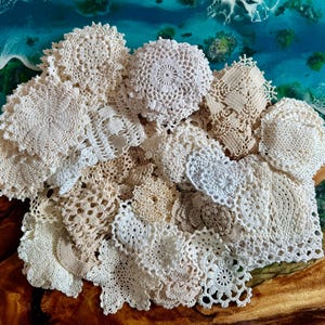20 PC—  Vintage Texture grab bag Snippets Trim doilies inspiration kit mixed media junk journal slow stitch crochet lace lot