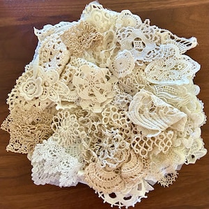 20 pc Vintage Texture grab bag Snippets Trim inspiration kit mixed media junk journal slow stitch crochet lace H1
