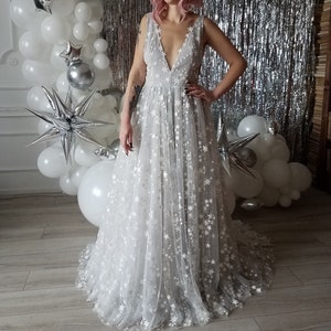 Reflective star celestial simple off white and gray wedding dress with train, boho wedding dress, sparkles glitter european A-line | LUV-LUV