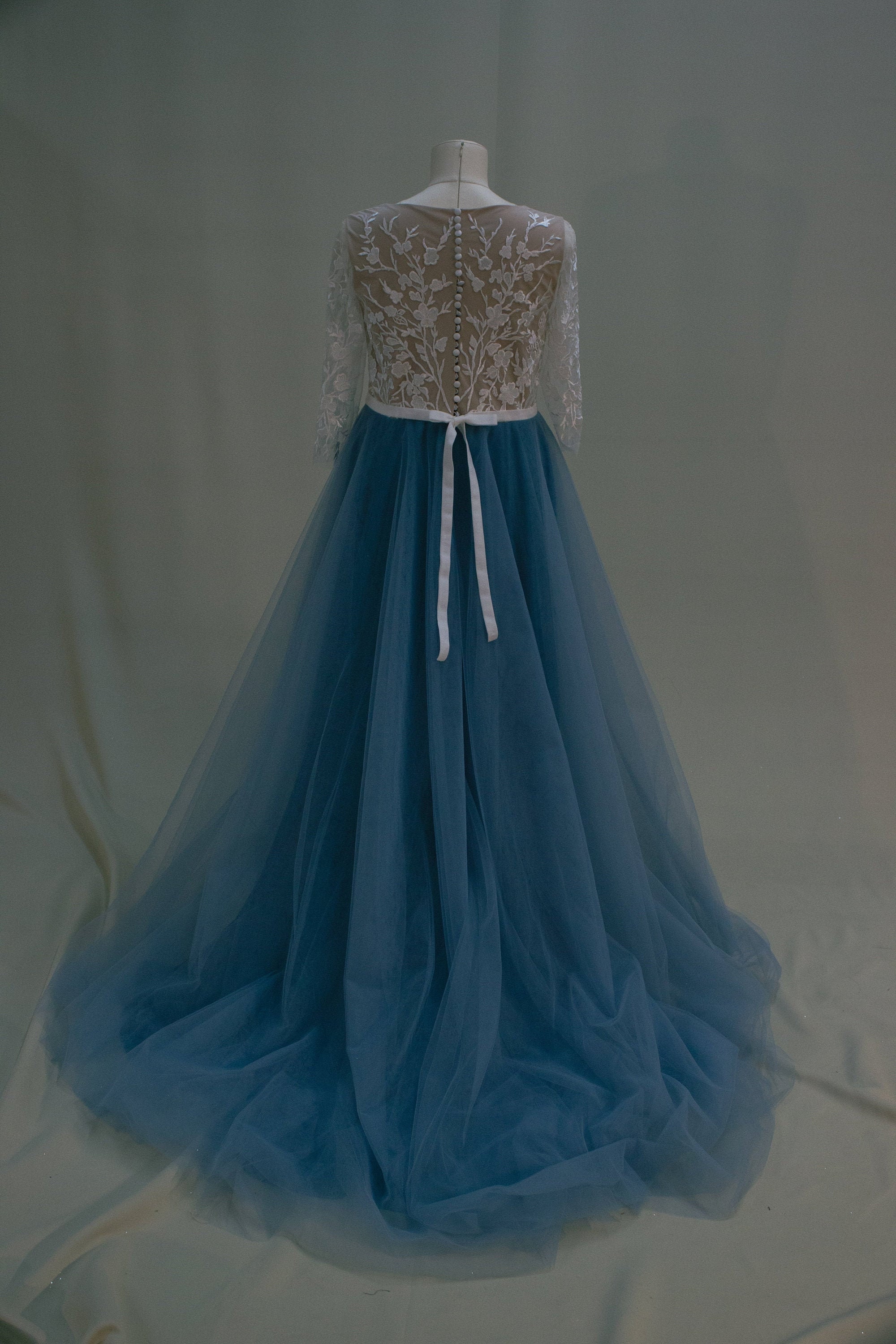Vestido de novia azul-turquesa con tul y encaje blanquecino - Etsy México Vestido de novia azul-turquesa con tul y encaje blanquecino - Etsy México